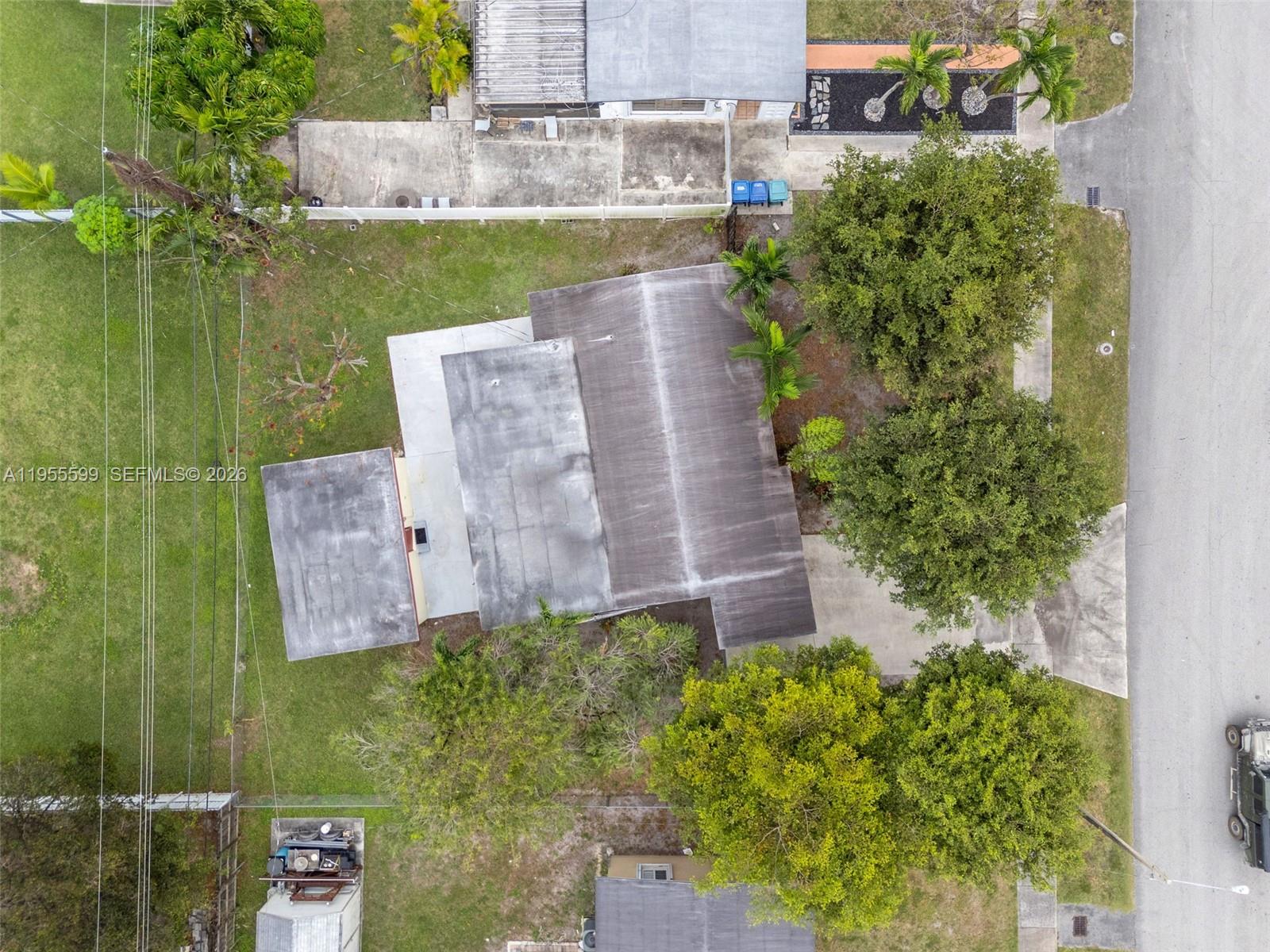 11401 Southwest 57th Street Miami, FL 33173 - Photo 22 of 35