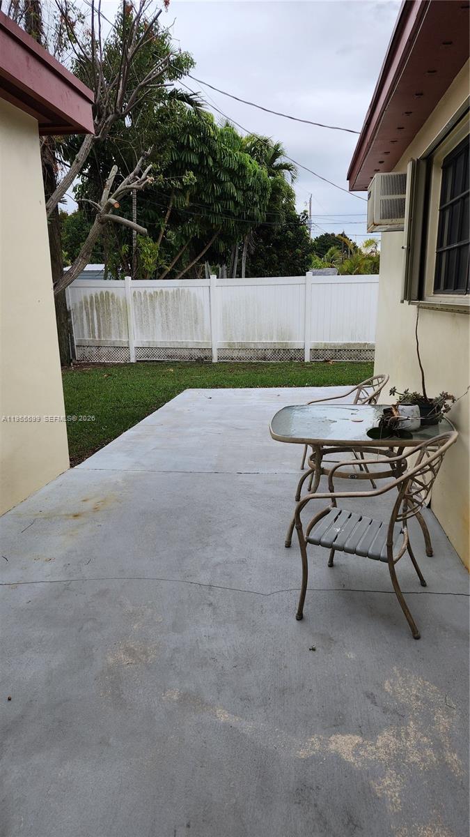 11401 Southwest 57th Street Miami, FL 33173 - Photo 30 of 35