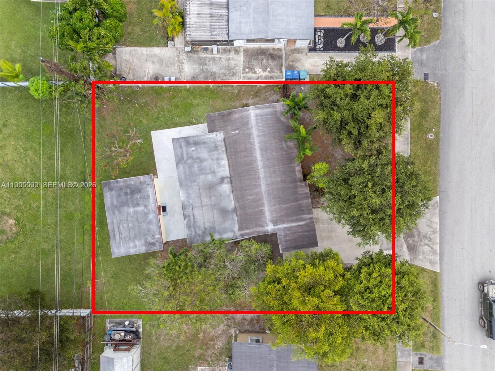 11401 Southwest 57th Street Miami, FL 33173 - Photo 3 of 35 Aerial view of home and additional room on back