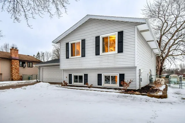 $389,900 | 8799 Indian Boulevard South, Cottage Grove, MN 55016