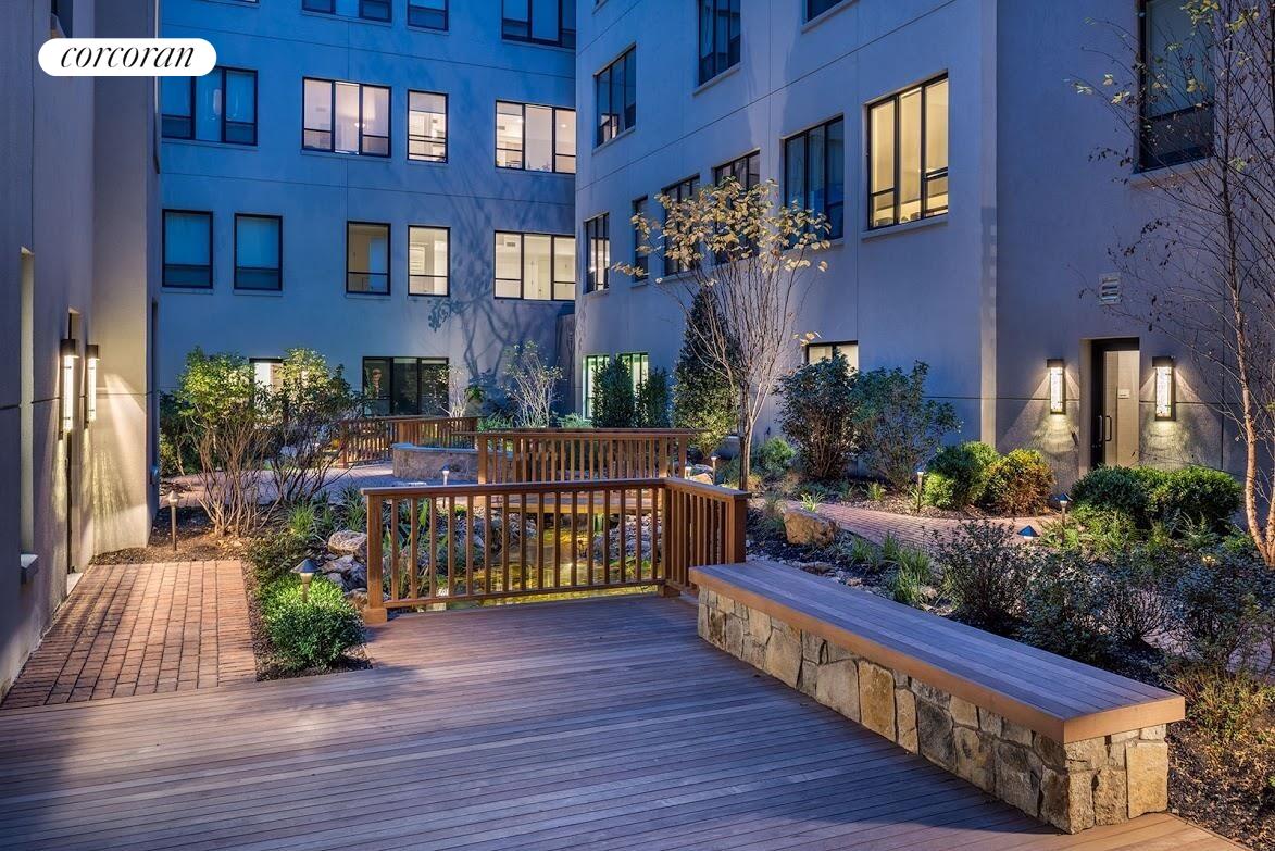 416 West 52nd Street, Unit 704 Manhattan, NY 10019 - Photo 15 of 21