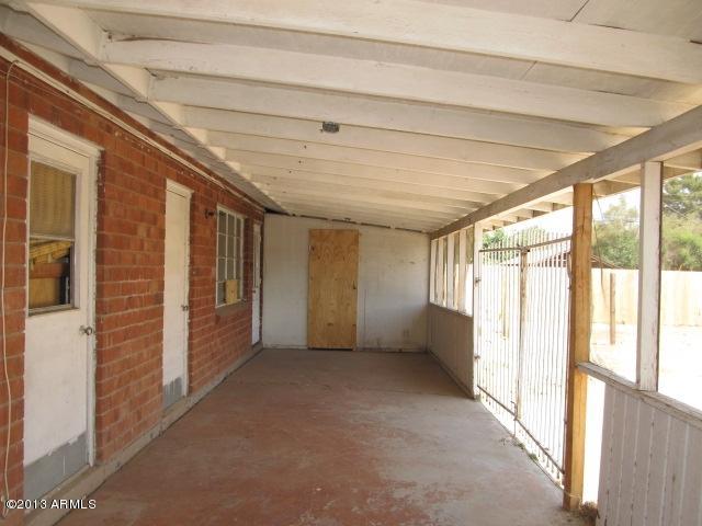 3313 West Ocotillo Road Phoenix, AZ 85017 - Photo 20 of 36 023-137577 - coveed patio