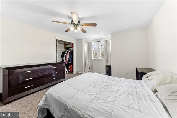 $219,900 | 2313 Delmar Drive, Folcroft, PA 19032