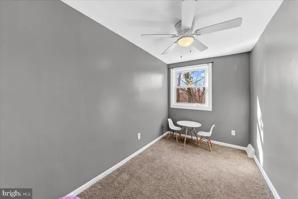 $219,900 | 2313 Delmar Drive, Folcroft, PA 19032