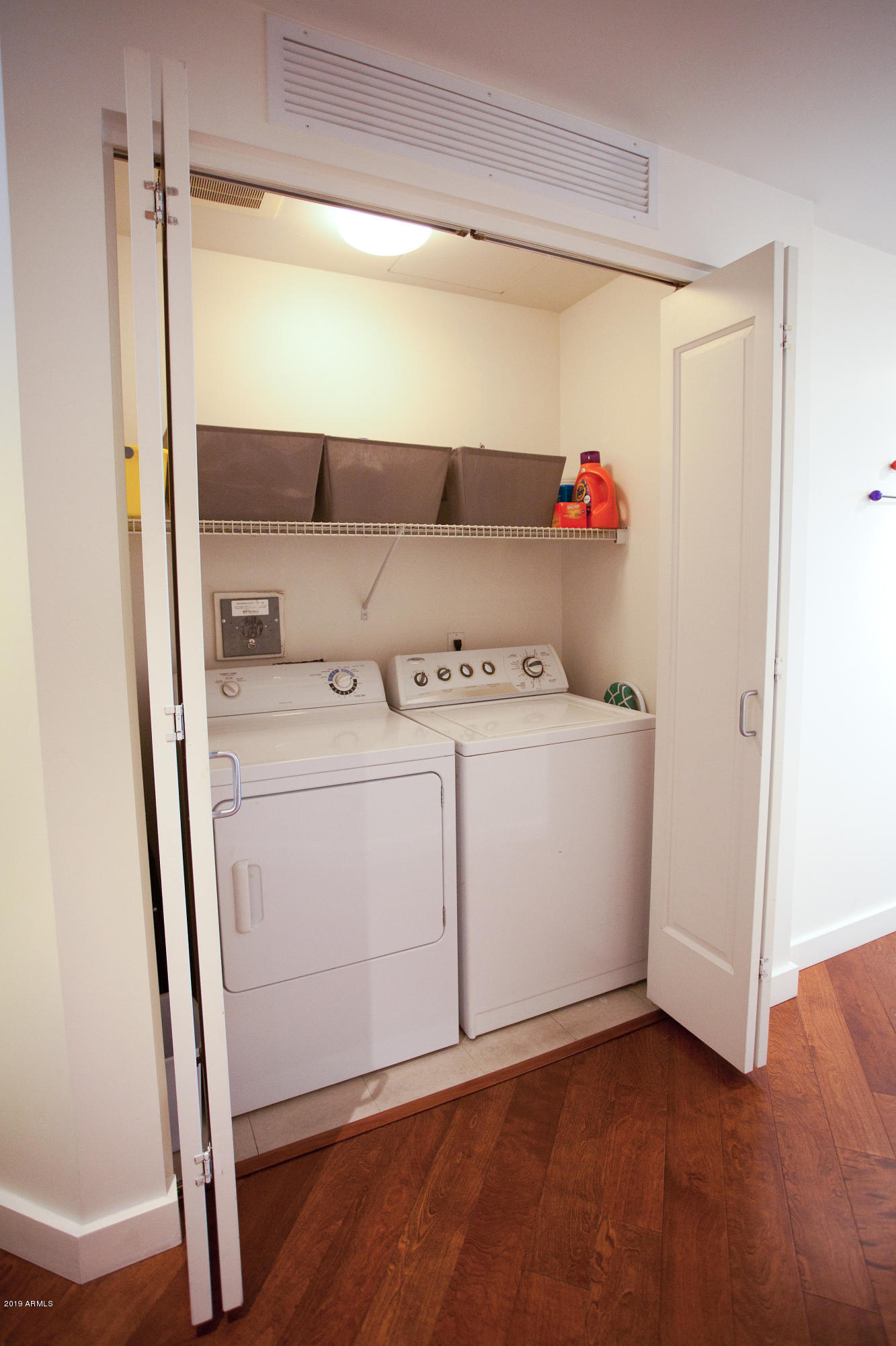 310 South 4th Street, Unit 601 Phoenix, AZ 85004 - Photo 22 of 37 Laundry room