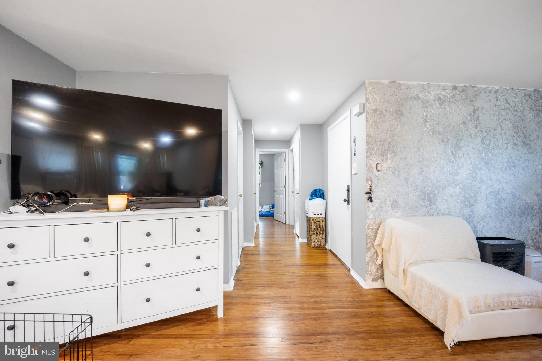 9120 Ryerson Road Philadelphia, PA 19114 - Photo 5 of 27