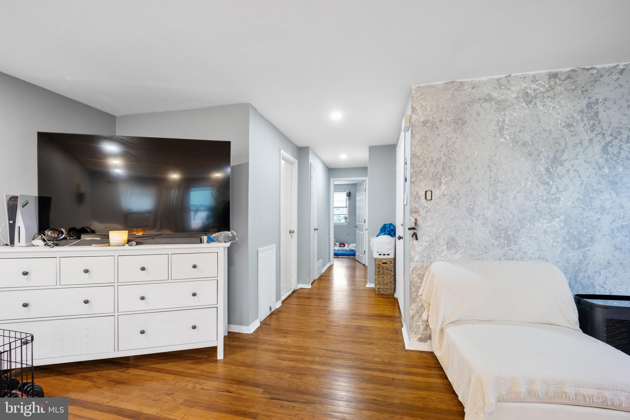 9120 Ryerson Road Philadelphia, PA 19114 - Photo 8 of 27