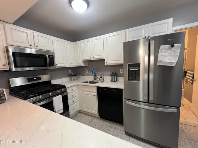 $3,500 | 1-10 Rolling Hills, Lenox, MA 01240