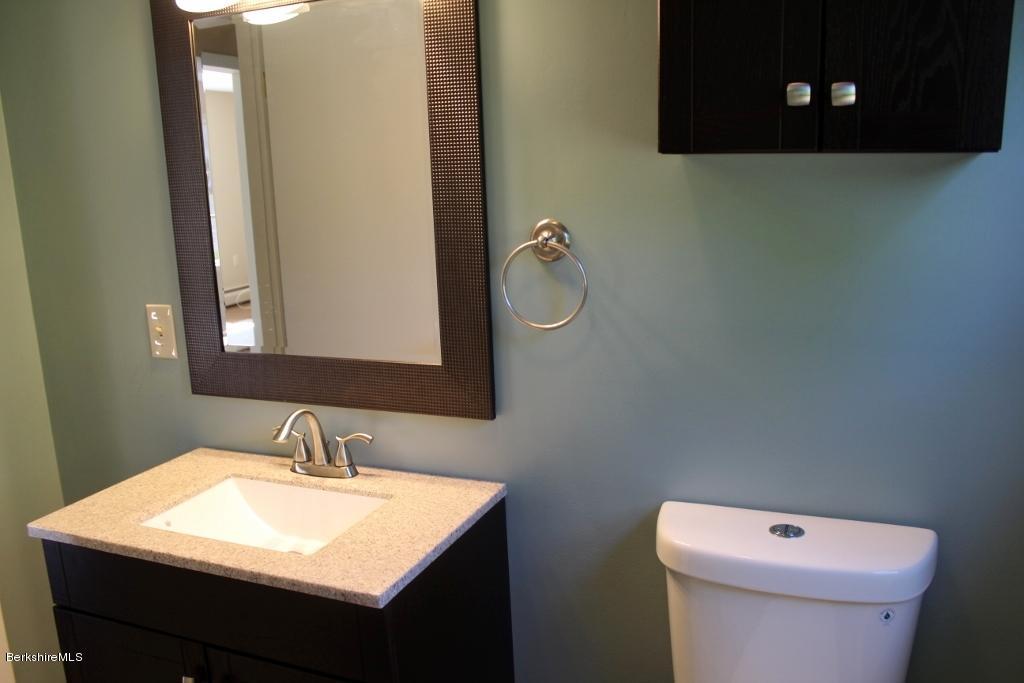 759 Pecks Road Pittsfield, MA 01201 - Photo 14 of 30 IMG_0726 (1024x683)