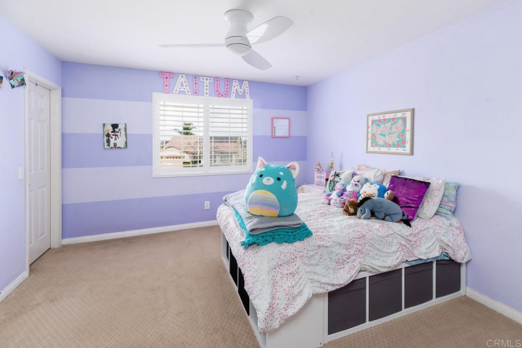 34063 Abbey Road Temecula, CA 92592 - Photo 24 of 33 a living room with furniture and a table