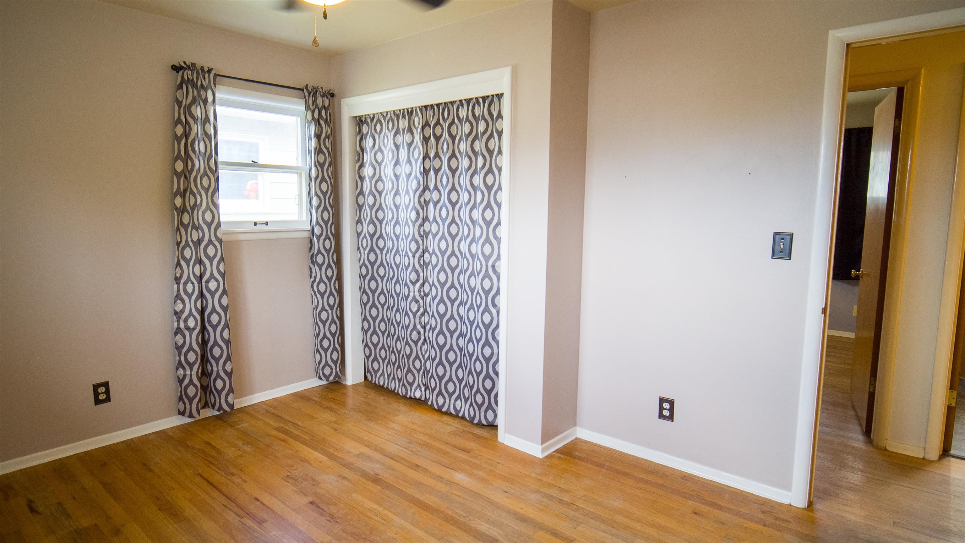 604 East Queen Avenue Spokane, WA 99207 - Photo 18 of 41