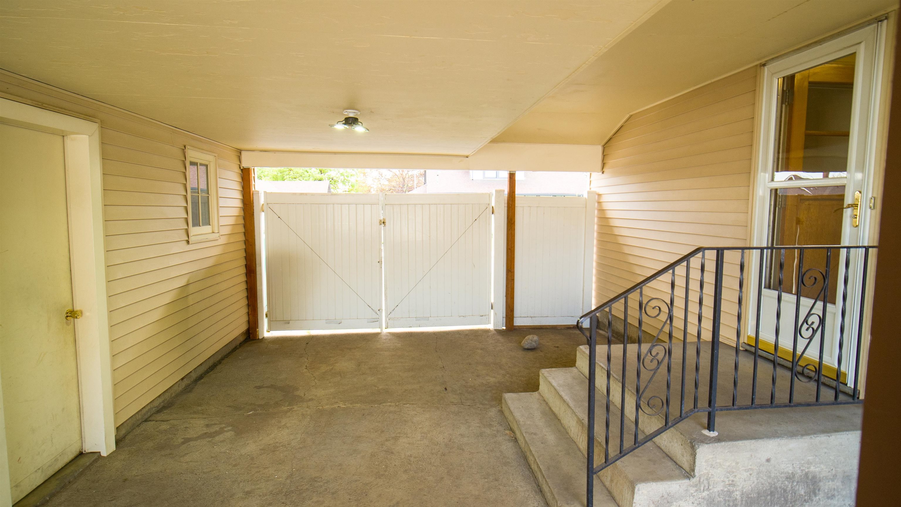 604 East Queen Avenue Spokane, WA 99207 - Photo 34 of 41
