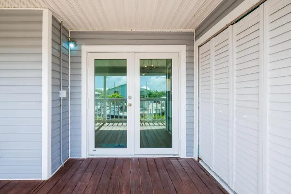 $698,800 | 29048 Iris Drive, Big Pine Key, FL 33043