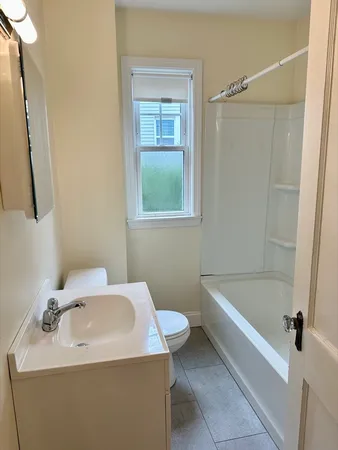 $2,050 | 24 Brook Road, Unit 3, Quincy, MA 02169