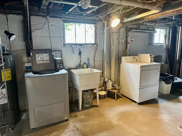 $2,050 | 24 Brook Road, Unit 3, Quincy, MA 02169