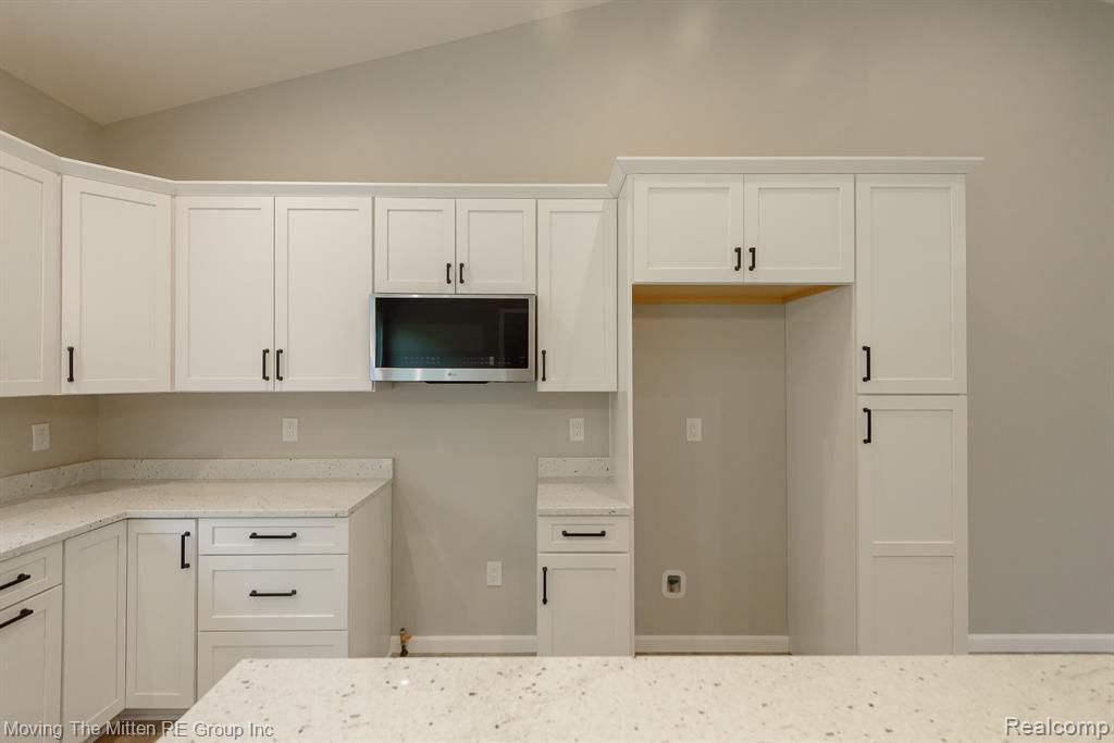 43796 Willow Road Belleville, MI 48111 - Photo 14 of 49 Gallery Image 14