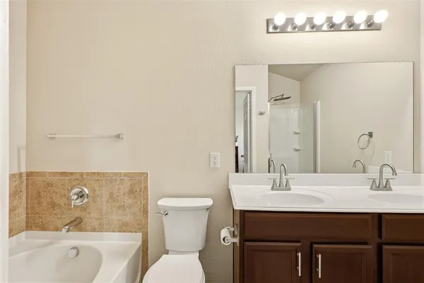 $285,000 | 500 Austin Lane, Lavon, TX 75166