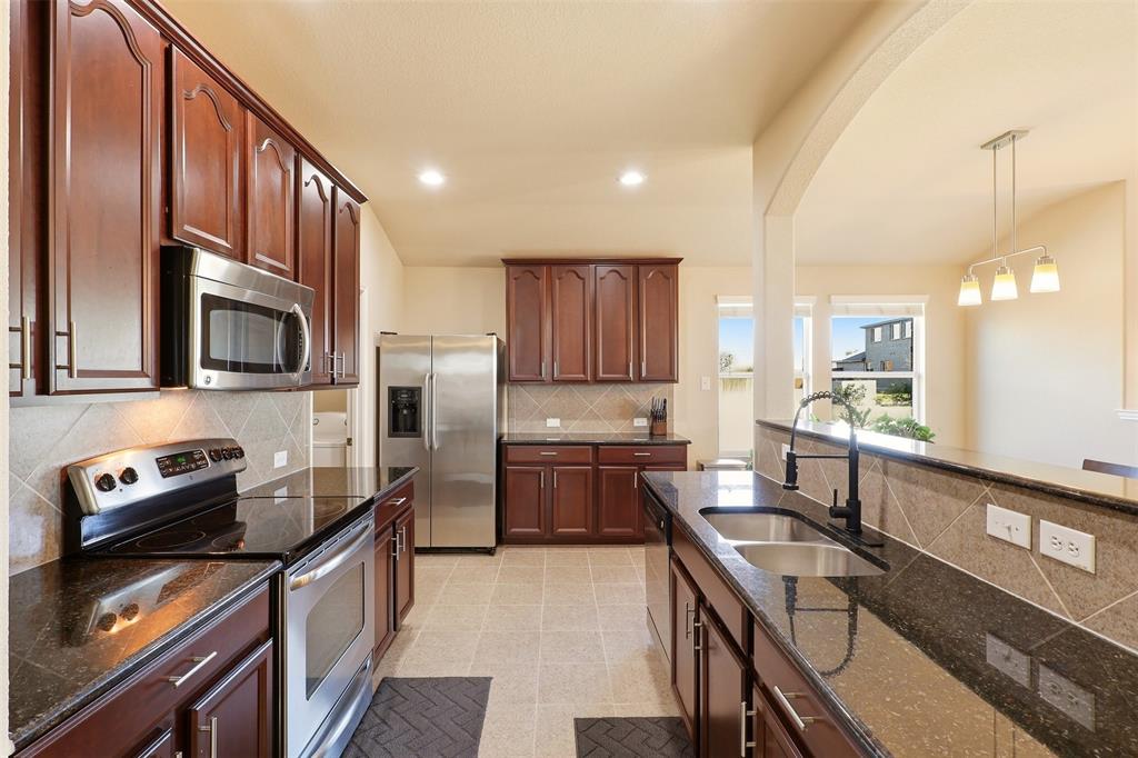 500 Austin Lane Lavon, TX 75166 - Photo 9 of 28