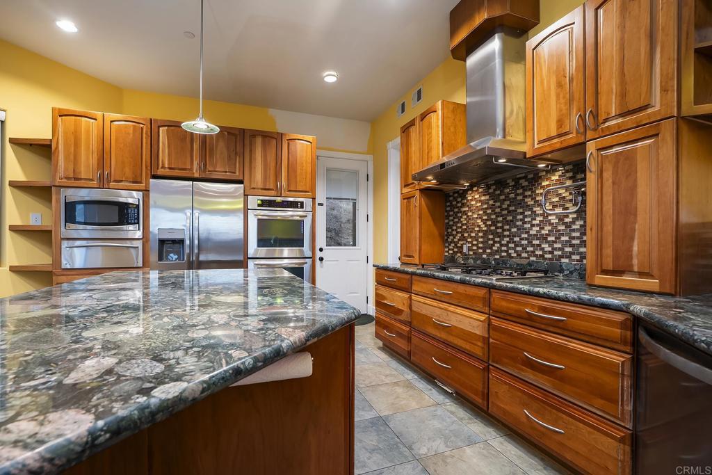 11687 Valle Vista Road Lakeside, CA 92040 - Photo 18 of 74