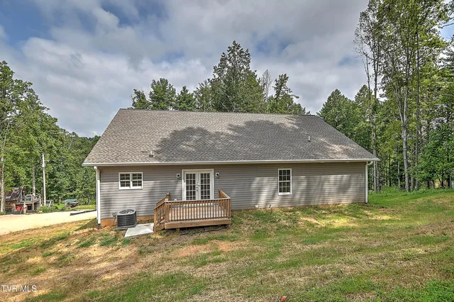 $600,000 | 476 Norris Road, Butler, TN 37640