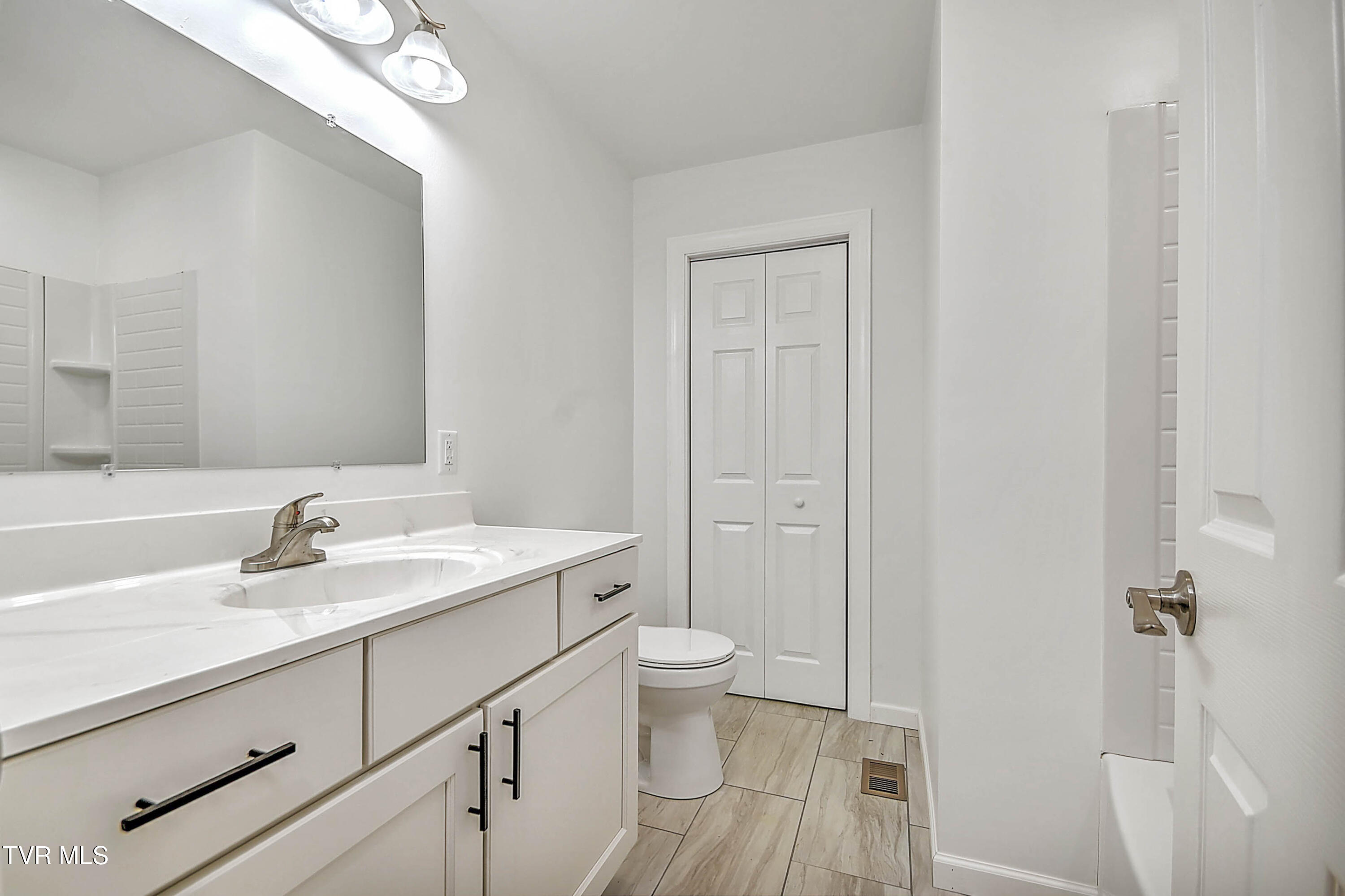 476 Norris Road Butler, TN 37640 - Photo 21 of 43 476 Norris DST-21