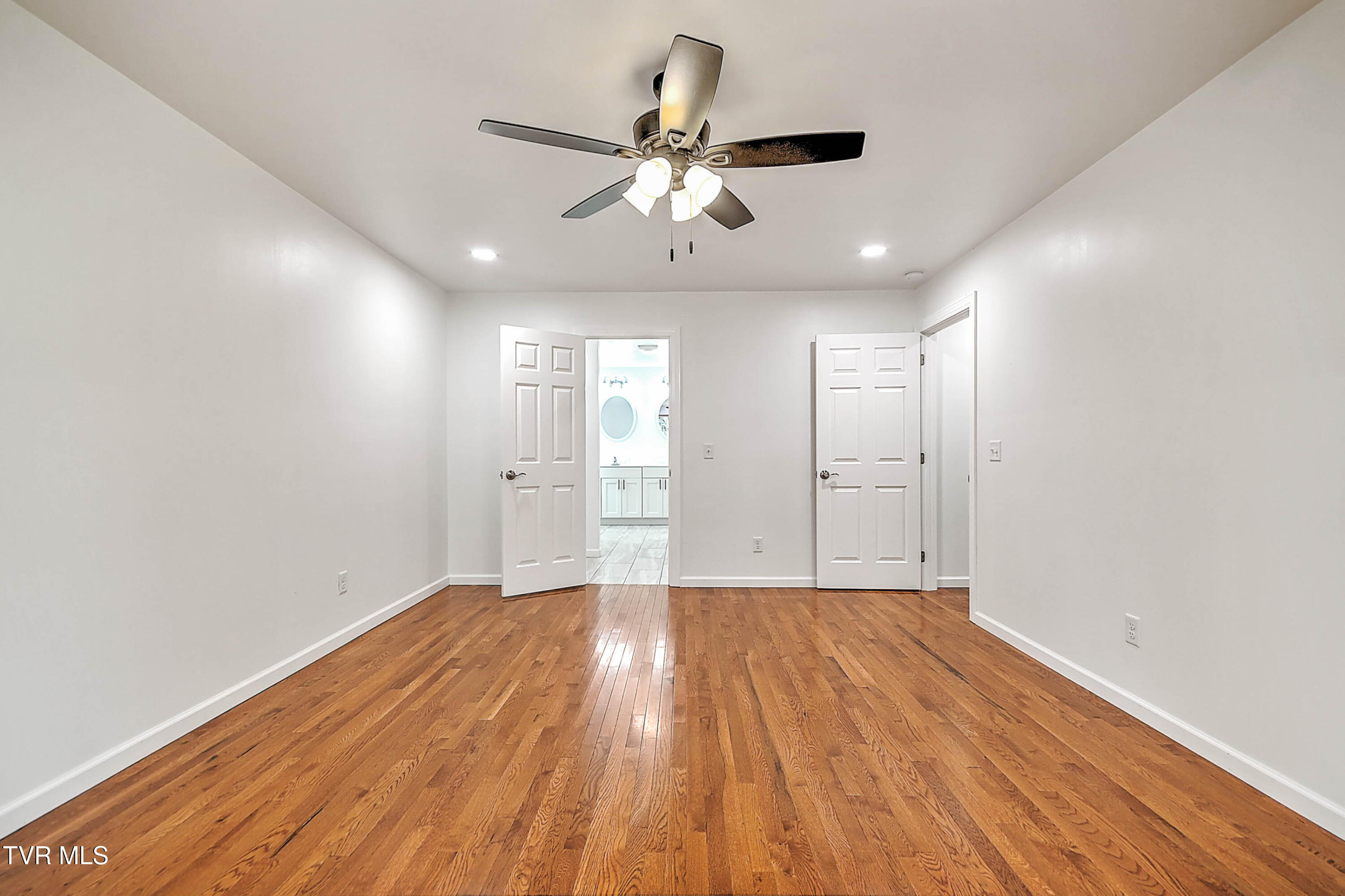 476 Norris Road Butler, TN 37640 - Photo 30 of 43 476 Norris DST-30