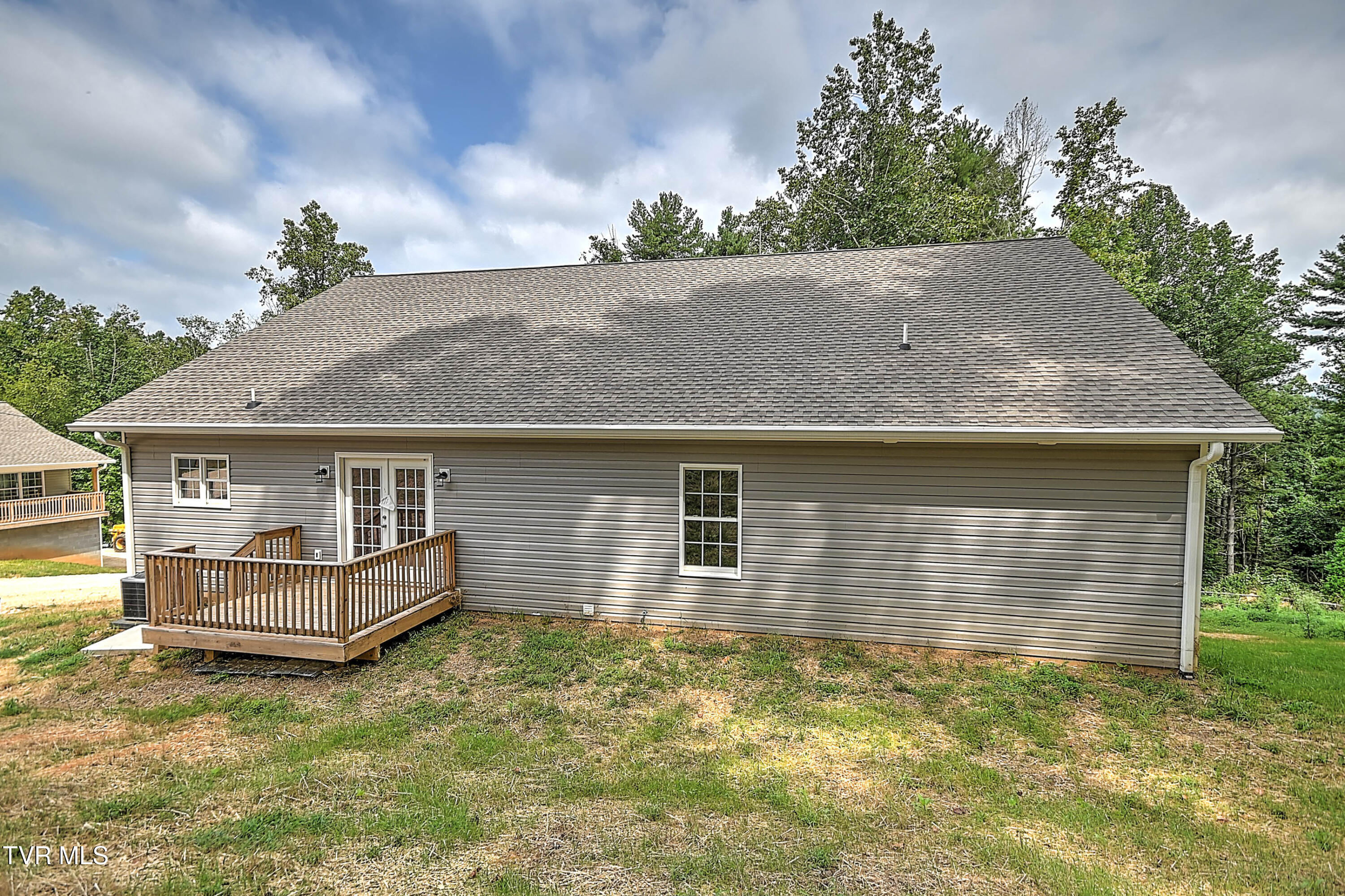 476 Norris Road Butler, TN 37640 - Photo 3 of 43 476 Norris DST-3