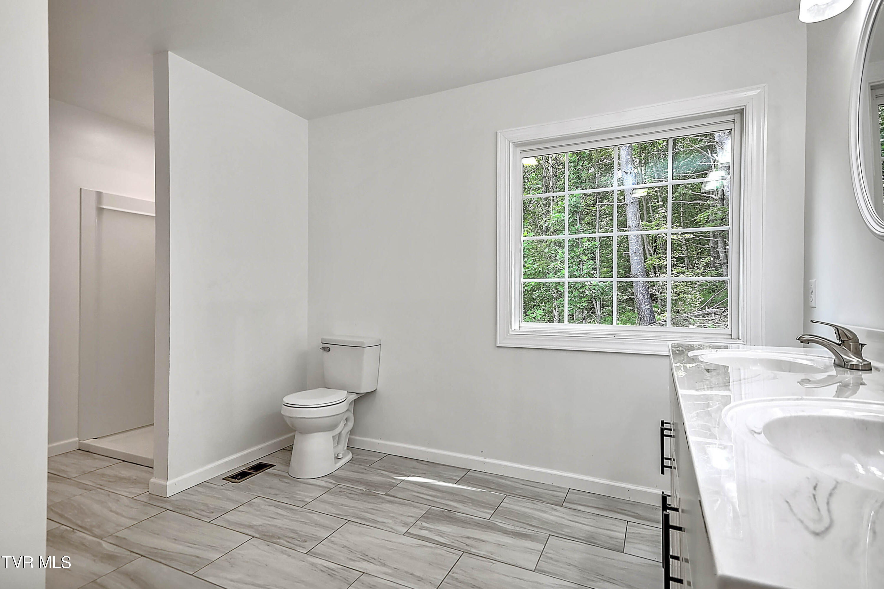 476 Norris Road Butler, TN 37640 - Photo 34 of 43 476 Norris DST-34