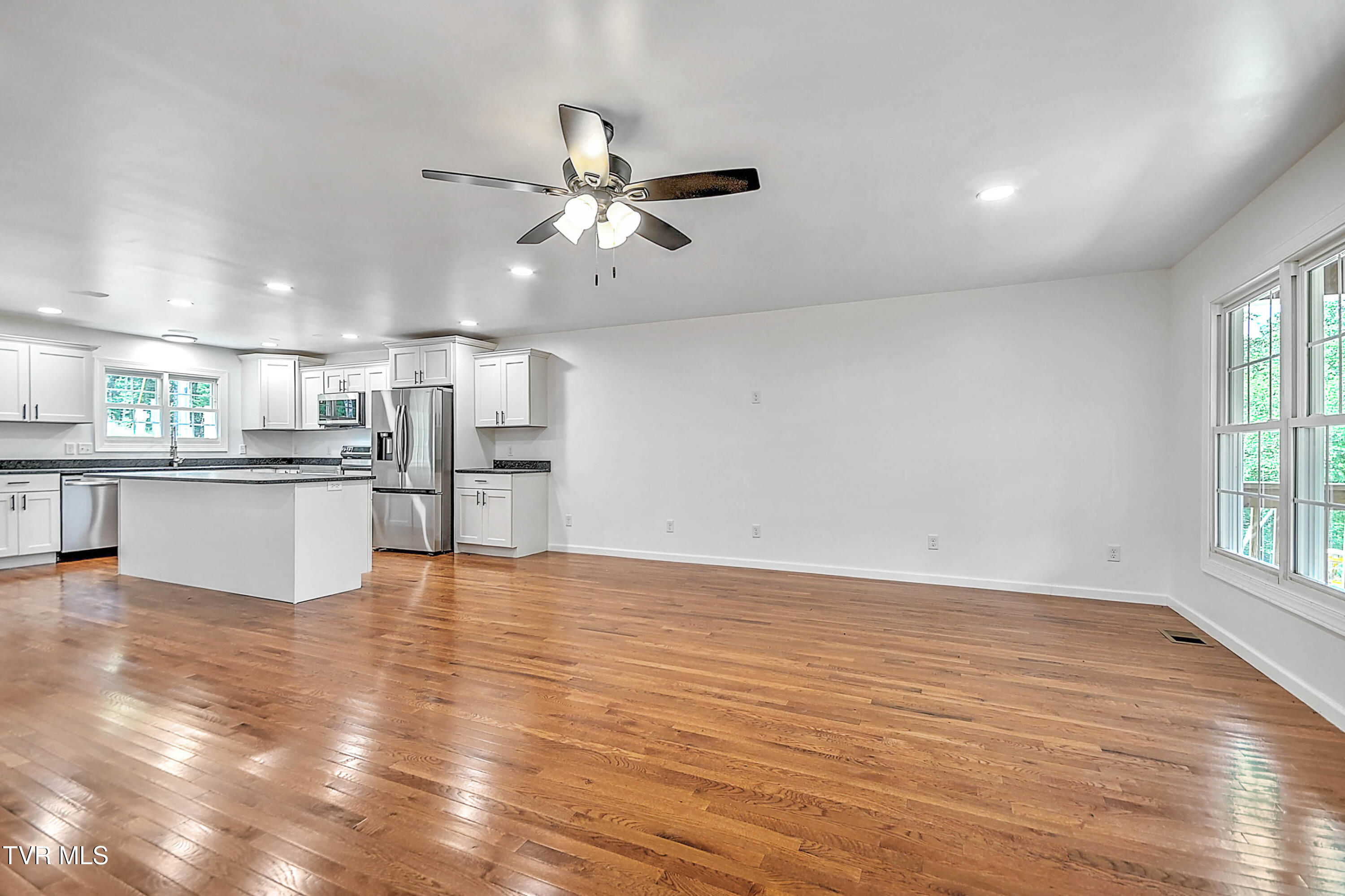 476 Norris Road Butler, TN 37640 - Photo 5 of 43 476 Norris DST-5