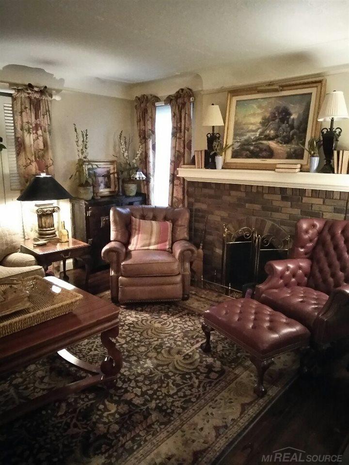 5541 Yorkshire Road Detroit, MI 48224 - Photo 2 of 14