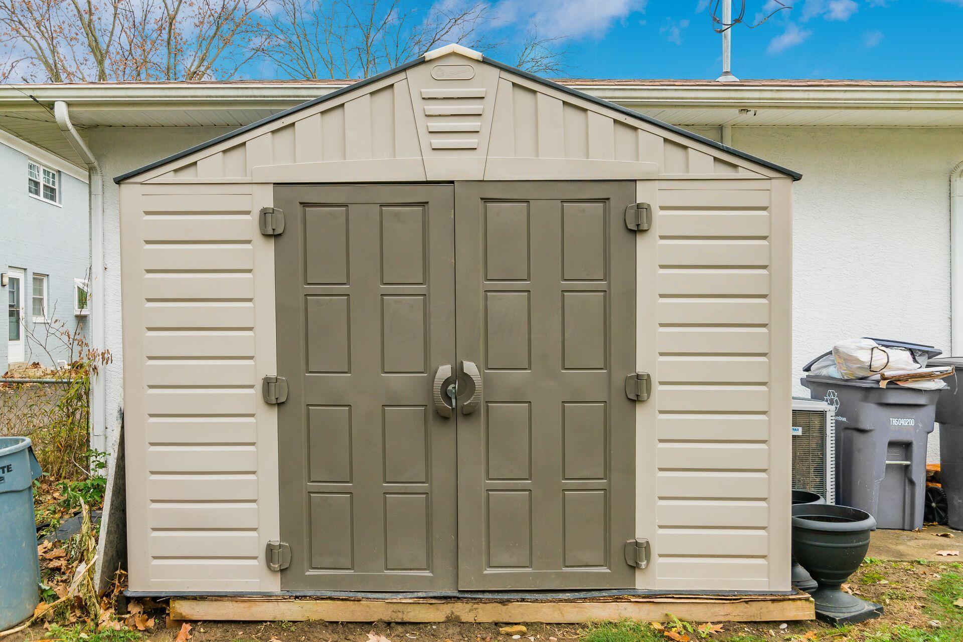 238 South Virginia Lee Road Columbus, OH 43209 - Photo 56 of 86 Storage Shed