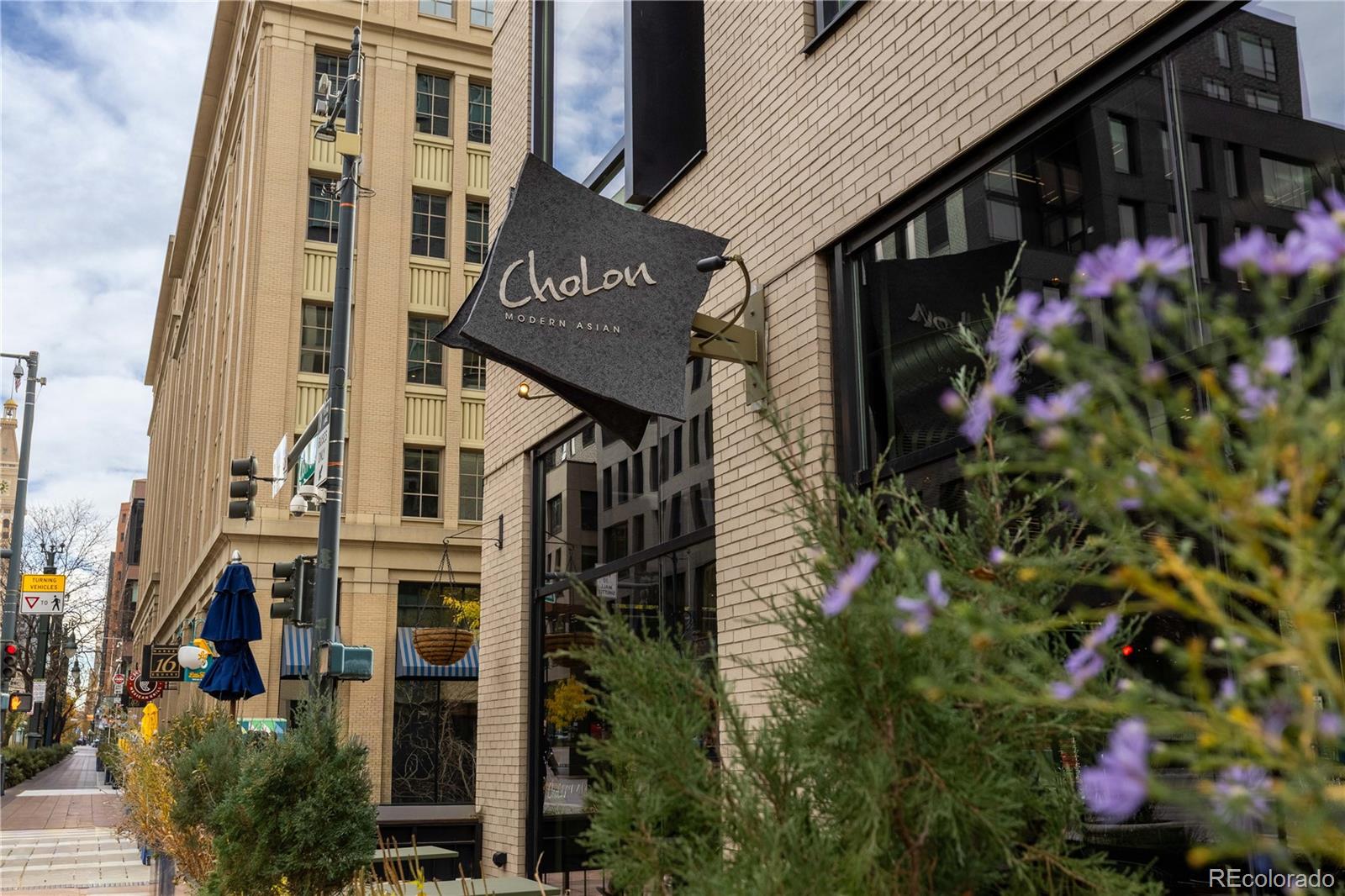 1616 14th Street, Unit 4A Denver, CO 80202 - Photo 37 of 43 a street sign on a street corner