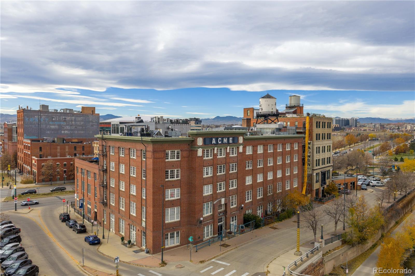 1616 14th Street, Unit 4A Denver, CO 80202 - Photo 4 of 43 a view of a city with tall buildings