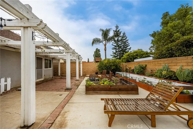 a view of a house with sitting area
