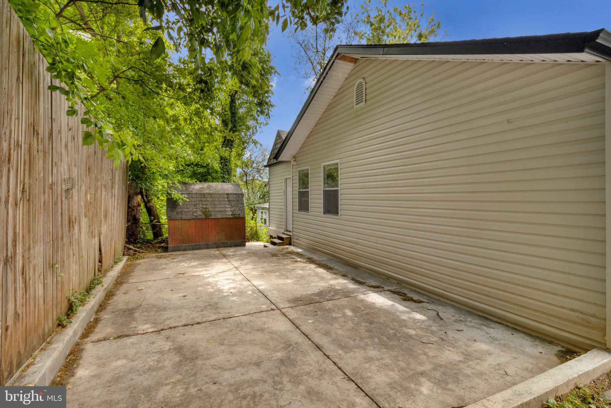 11515 Goodloe Road Silver Spring, MD 20906 - Photo 32 of 33