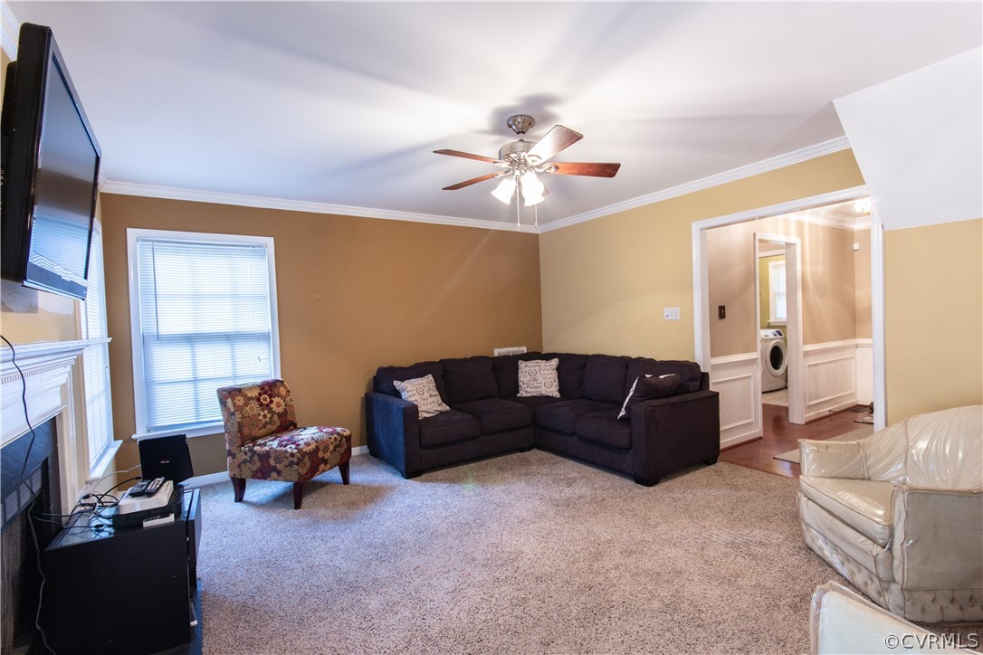 4908 Logswood Road Chesterfield, VA 23832 - Photo 5 of 19 NEWLY CARPETED FAMILY ROOM