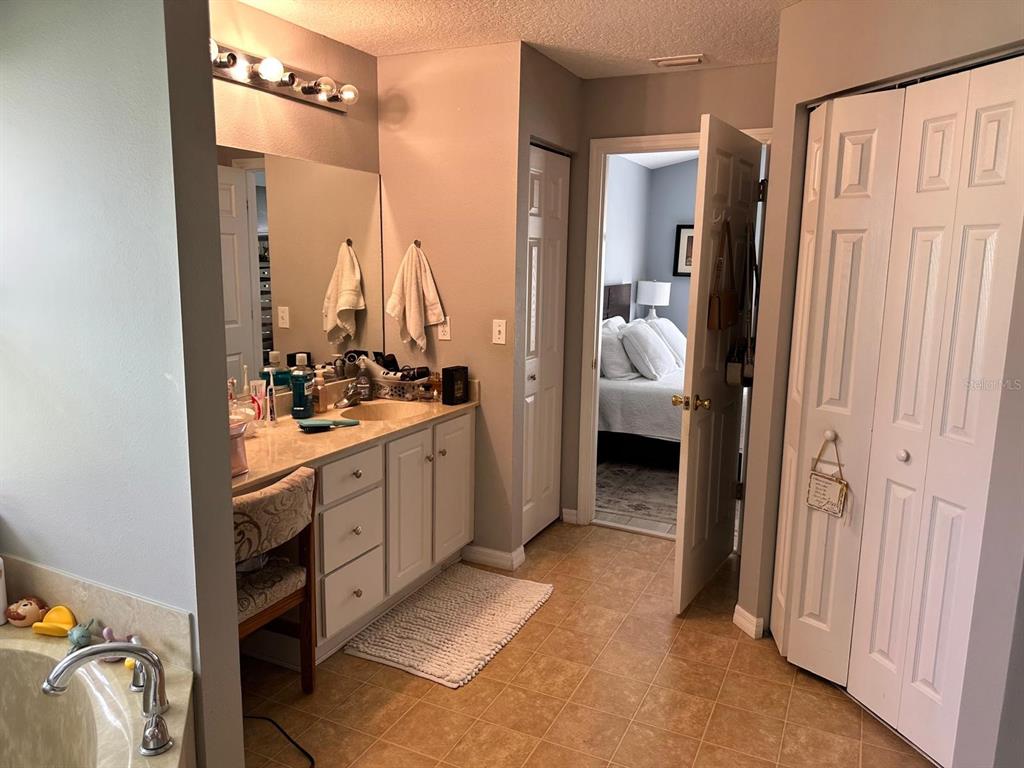 9 Ranber Place Palm Coast, FL 32164 - Photo 16 of 31