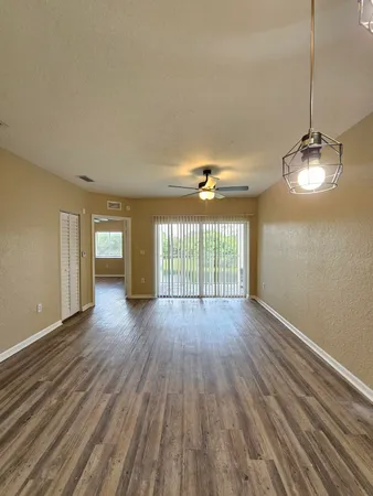 $2,000 | 1063 Golden Lakes Boulevard, Unit 322, West Palm Beach, FL 33411