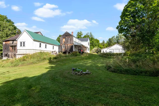 $295,000 | 476 Highway 25, Topsham, VT 05086