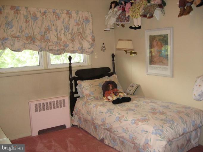 2329 Farringdon Road Baltimore, MD 21209 - Photo 7 of 12 Bedroom #2
