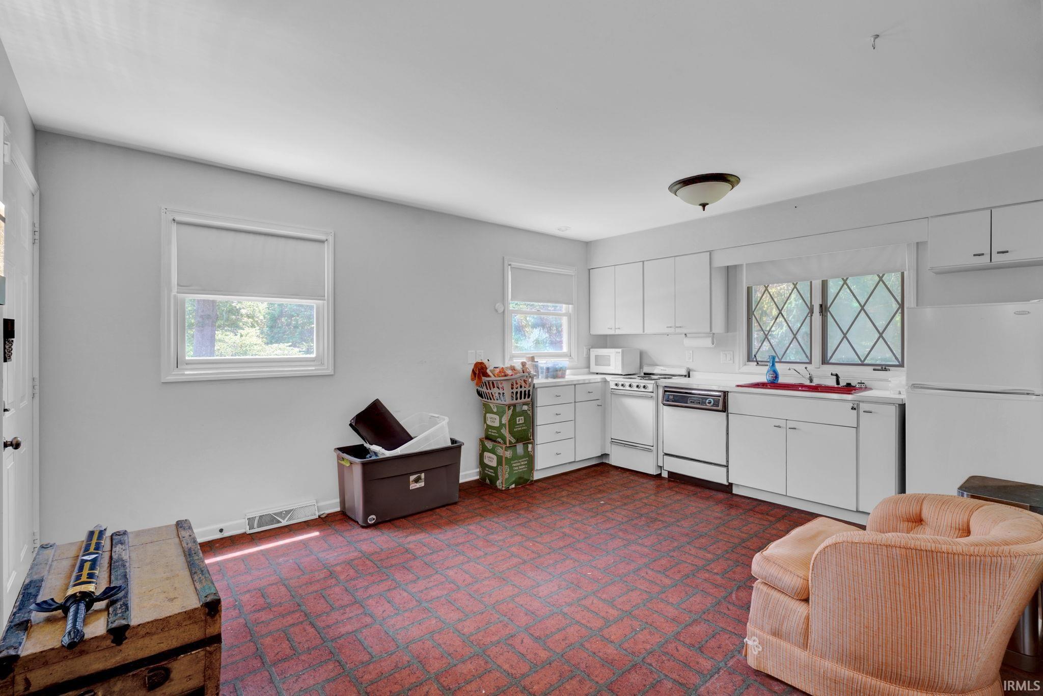 1241 Winfield Road Bloomington, IN 47401 - Photo 40 of 50