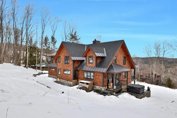 $2,650,000 | 113 North Village Road, Ludlow, VT 05149