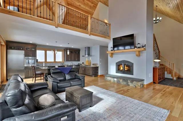 $2,650,000 | 113 North Village Road, Ludlow, VT 05149