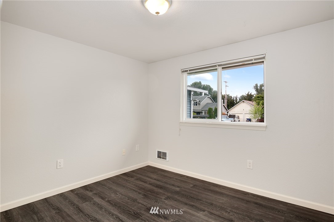 1233 227th Place Southwest Bothell, WA 98021 - Photo 13 of 25