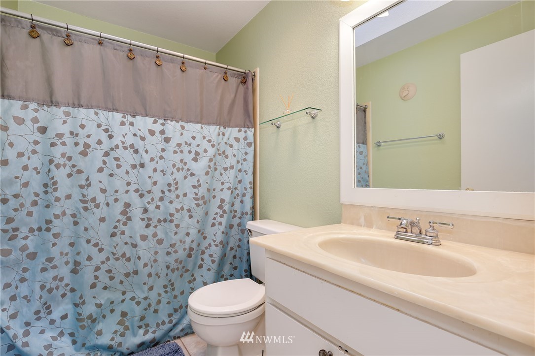 1233 227th Place Southwest Bothell, WA 98021 - Photo 15 of 25