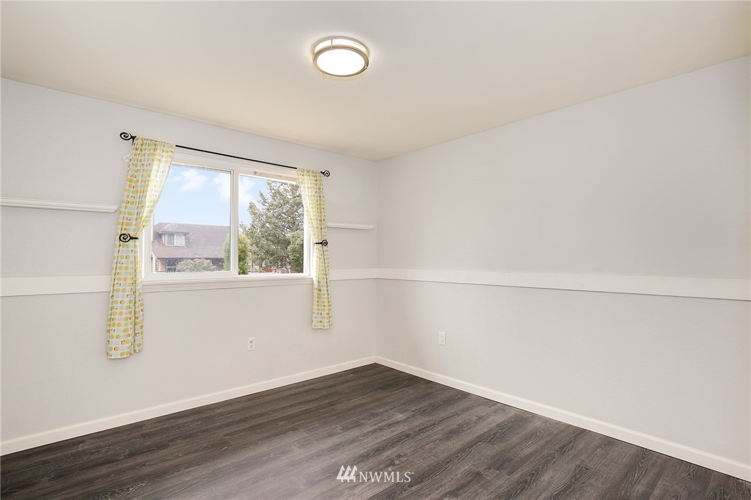 1233 227th Place Southwest Bothell, WA 98021 - Photo 16 of 25