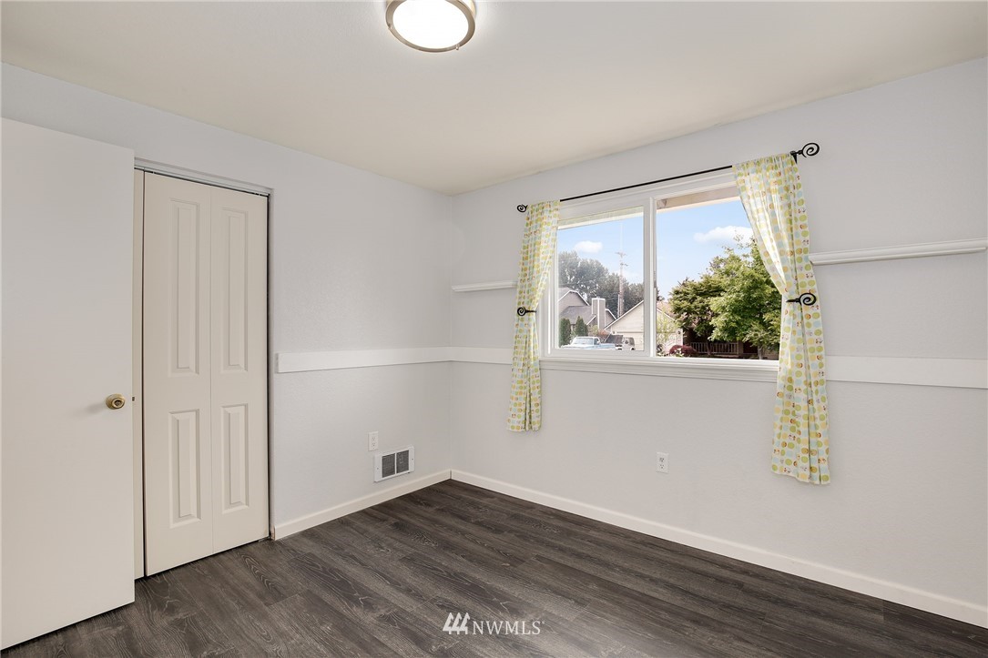 1233 227th Place Southwest Bothell, WA 98021 - Photo 17 of 25