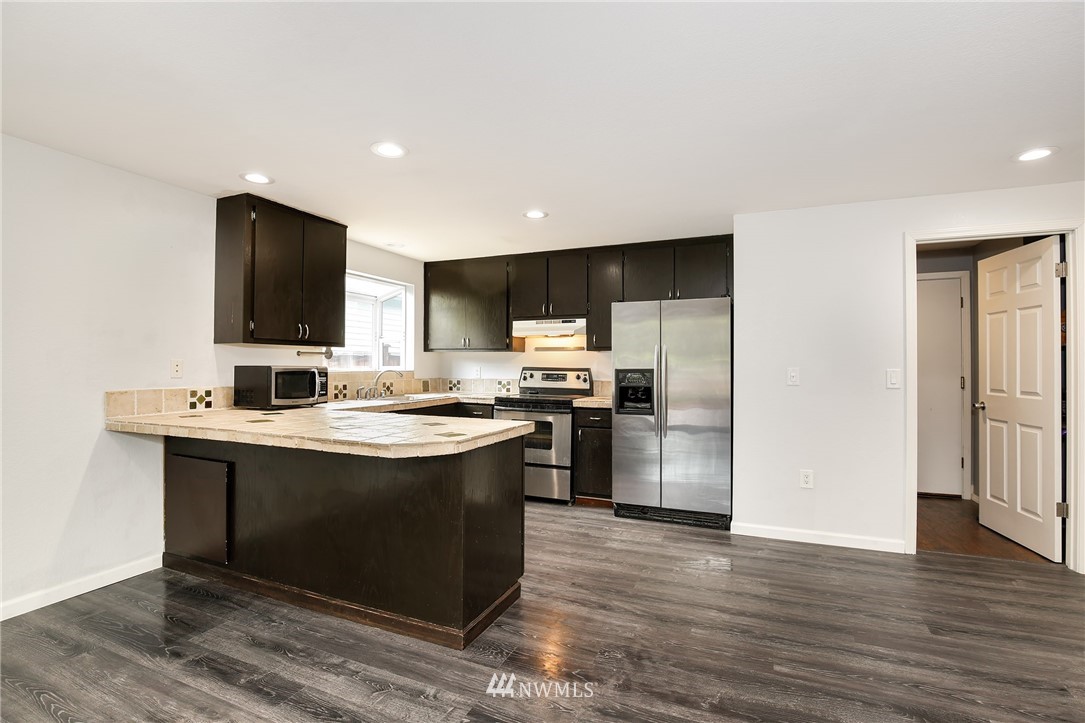 1233 227th Place Southwest Bothell, WA 98021 - Photo 3 of 25