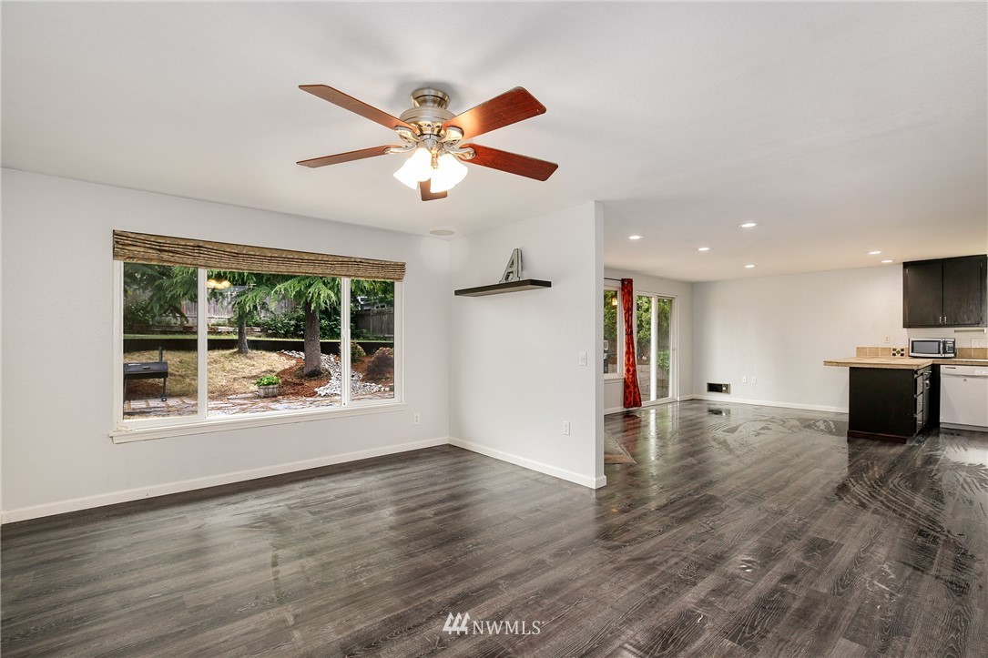 1233 227th Place Southwest Bothell, WA 98021 - Photo 5 of 25