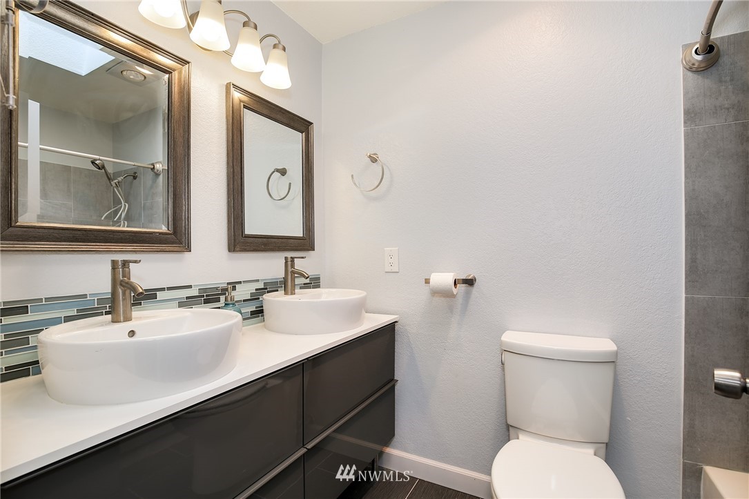 1233 227th Place Southwest Bothell, WA 98021 - Photo 7 of 25